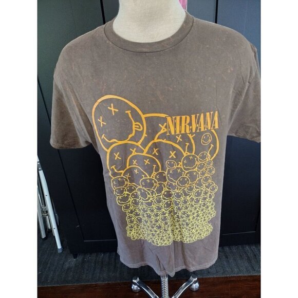 Nirvana official tshirt unisex Large new without tags - Picture 1 of 3